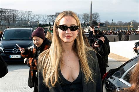 Dior Fashion Show Jennifer Lawrence Boobs Cleavage Hot Celebs Home