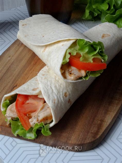 Ролл Цезарь в тортилье — рецепт с фото пошагово