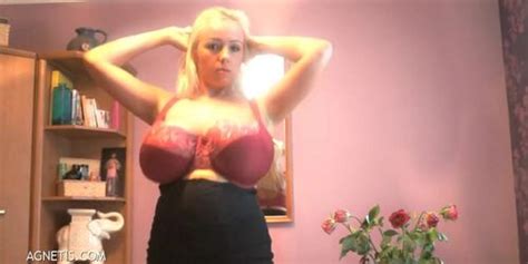 Agnetis Miracle Bikini Haul Tnaflix