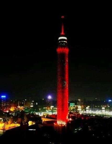 مصر تضيء برج القاهرة بعلم المغرب احتفالا بصعود صقور الأطلسي إلى ربع