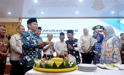 Tasyakuran Milad Ke Pj Gubernur Sumut Duduk Lesehan Bareng Opd