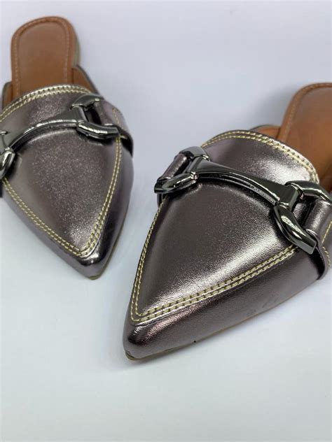 Mule Feminino Bico Fino Confort C Enfeite Prata Velho Mules Mule Bico