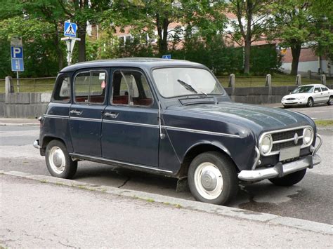 R 4 - Gebrauchtwagen & Neuwagen kaufen & verkaufen | Auto.de