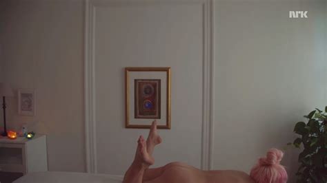 Naked Line Elvåshagen in Line dater Norge