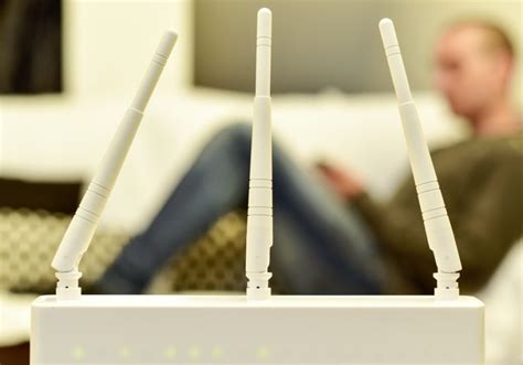 Aluminum foil can increase the range and security of your Wi-Fi router