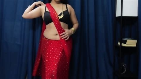 Indian Hot Sexy Bhabhi Fucking Wtih Indian Saree Big Nipples Porn