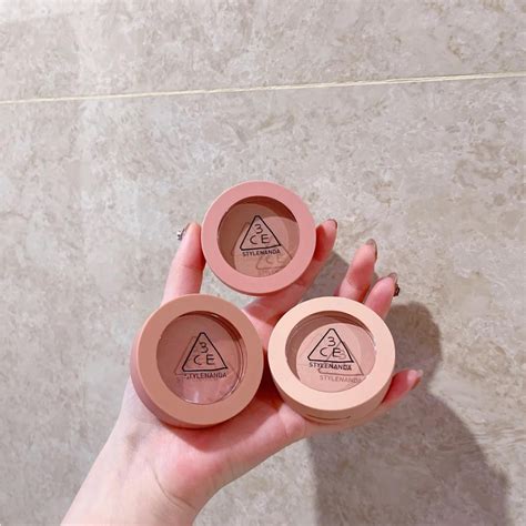 Phấn má 3CE Moses 3 màu Mono Pink 3CE Rose Beige 3CE Nude Peach hạt phấn nhỏ mịn lên màu tươi