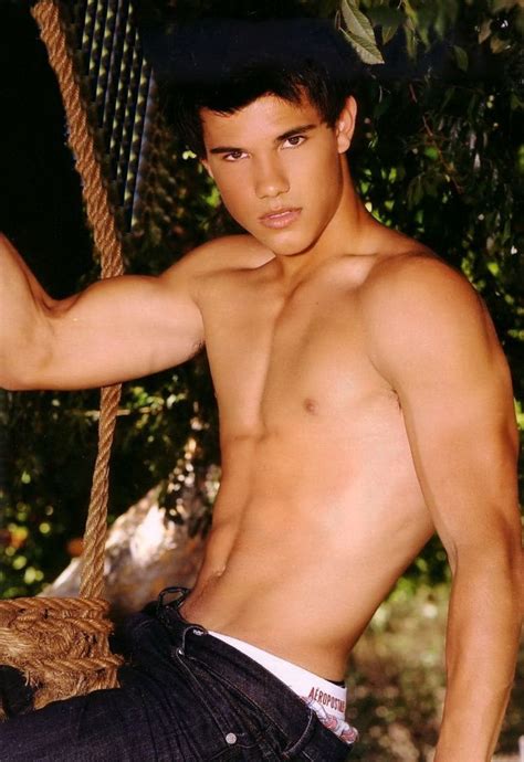 Pin On Taylor Lautner ♥