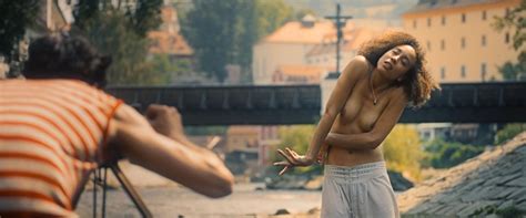 Nude Video Celebs Larissa Breidbach Nude Egon Schiele Tod Und Madchen