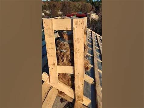 #350 Делаем трубу на крышу. Деревянная труба на кровлю. - YouTube