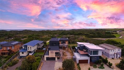 Stunning Cape Paterson Beach House By Adapt Design Group