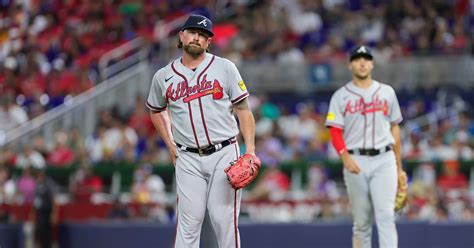 atlanta braves pitchers set  enter  agency mlb trade rumors