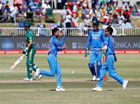 India Beat South Africa By Six Wickets Icn World