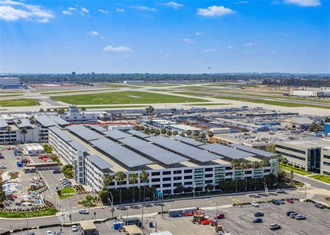 Long Beach Municipal Airport Daugherty Field (LGB)