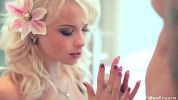 Her Beauty Is Powered By Her Blowjob XVIDEOS