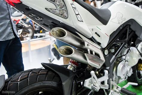 Chi tiết Benelli TNT Naked T