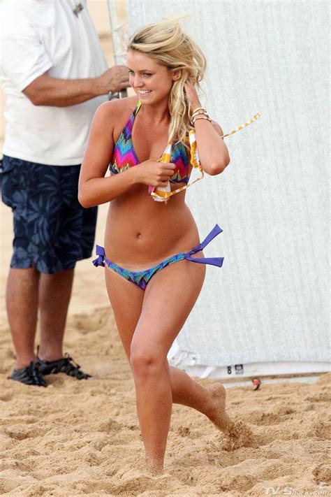 Naked Lorraine Nicholson Added 07 19 2016 By KA