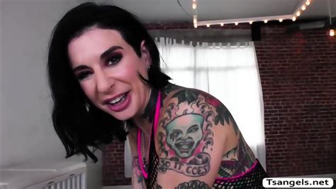 Ts Aubrey Kate Enjoys Banging Babes Pussy