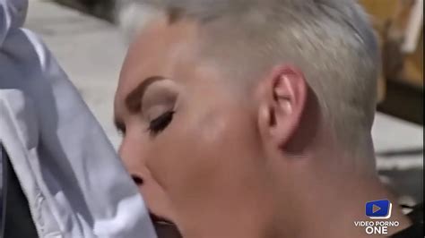 Celle Blonde Sauvage Veut Ma Bite Dans Son Cul XNXX