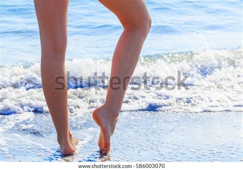 Woman Stroll Naked On Beach Images Stock Photos D Objects Vectors Shutterstock