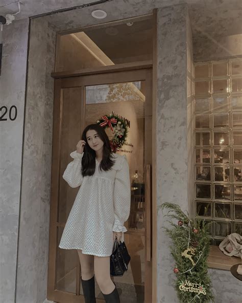 Nàng hot girl Nga Anh và người yêu mới của chồng Mai Ngọc