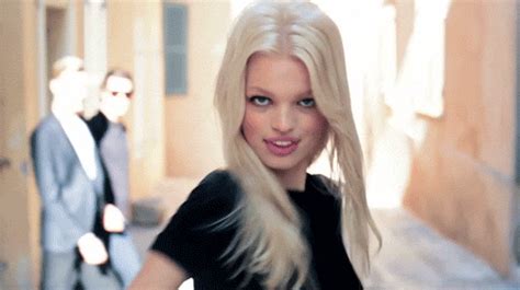 Flirty Blonde Girl Flirty MyNiceProfile