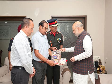 Home Minister Amit Shah Pays Tribute To Armed Forces Urges