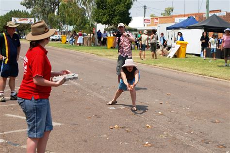 HAWKES HIDEAWAY: WINTON OUTBACK FESTIVAL