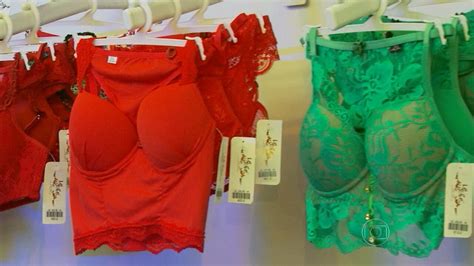 Vídeo Começa feira de lingerie de Juruaia no Sul de MG DF2 G1