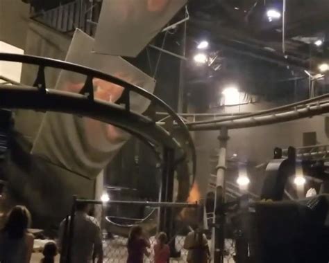 Revenge of the Mummy, Universal Studios- Kongfrontation tracks on ceiling (#2) : r/OrlandoFun