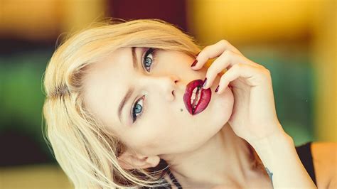 Lipstick Face Women Blonde Red Lipstick Blue Eyes Hd Wallpaper Rare Gallery