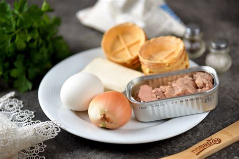 Тарталетки с печенью трески, яйцом и сыром - пошаговый рецепт с фото на ...