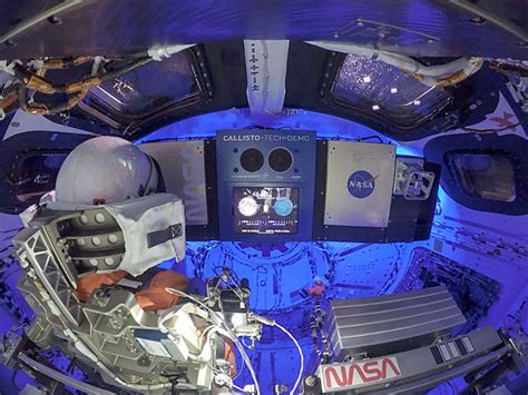 nasas orion spacecraft sends   views   moon earth