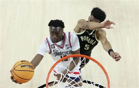 UConn Guard Hassan Diarra Returning To Huskies For Senior Season