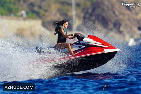 Eiza Gonzalez Sexy Flaunts Her Hot Bikini Body In St Barts Aznude