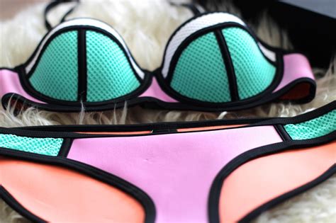 Arifashionthread Luxembourg Fashion And Lifestyle Blog Triangl Poppy Bikini Size Guide