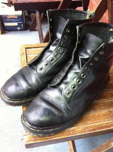 "Dr. Martens Wonder Balsam"- A Review : r/femalefashionadvice