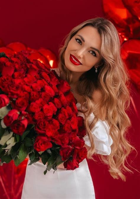 Pin by Котя Котик on beautiful people | Beautiful women pictures ...