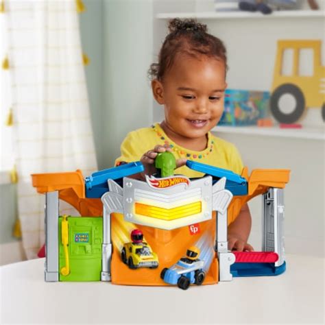 Fisher Price Hot Wheels Race And Go Trackset Ct Kroger