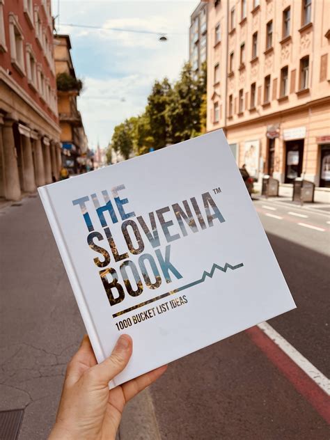 The Slovenia Book, 2023 (English) - THE Slovenia