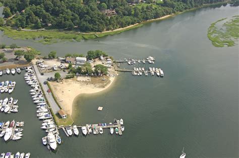 Stony Brook marine service in Stony Brook, NY, United States - Marina