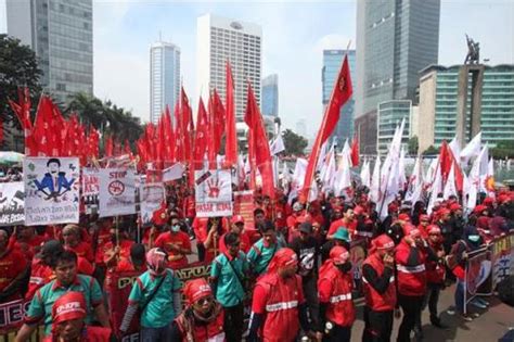 Tolak UU Cipta Kerja Buruh Bakal Gugat Ke MK Hingga Ngadu Ke ILO