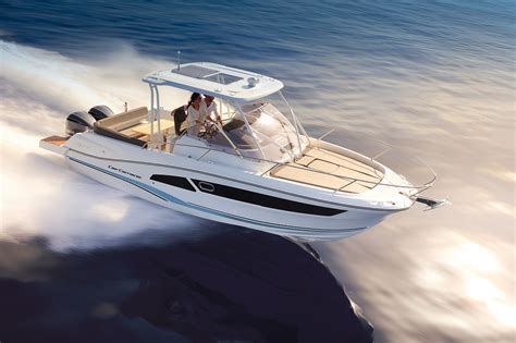 Катера и яхты на продажу, купить катер или яхту в Москве в Prestige Yachts