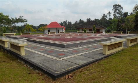 melihat jejak transmigrasi indonesia  museum ketransmigrasian