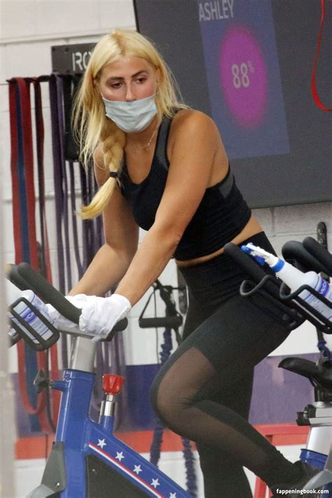 Emma Slater Nude OnlyFans Leaks Fappening FappeningBook