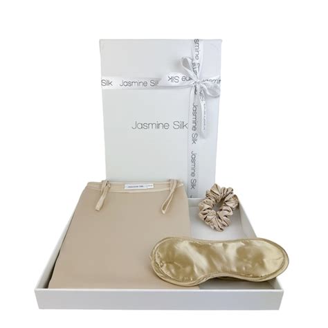 Dreamy Silk Delights Nude Gift Box
