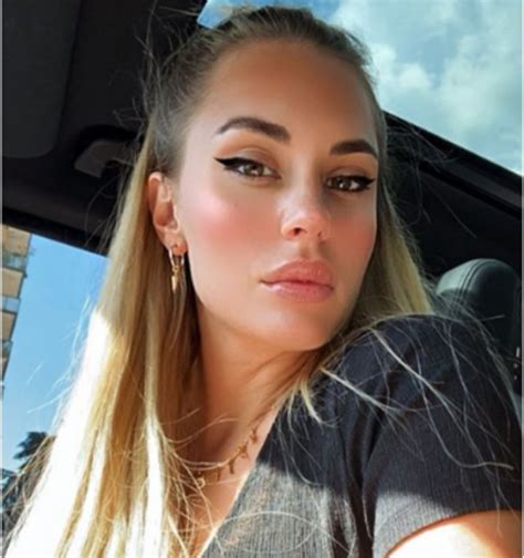 Francesca Brambilla Instagram Provocante In Lingerie Cos Ci Rendi Felici