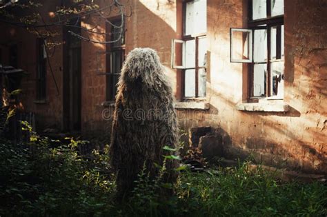 Traje Del Ghillie Del Camuflaje Para Los Francotiradores Y Los Agentes