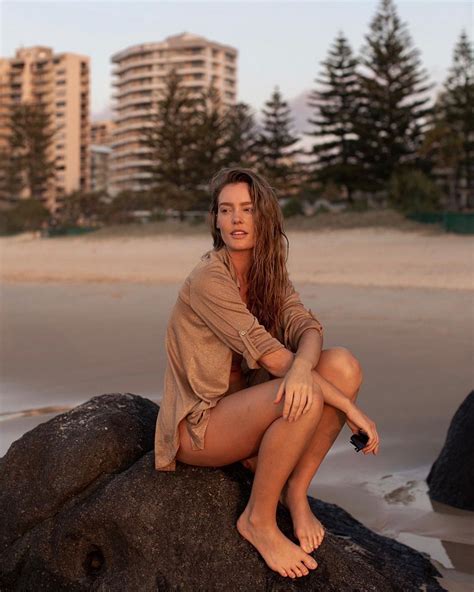 Georgia Gibbs Hot Barefoot 23 Photos The Fappening