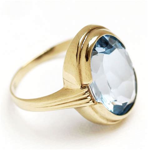 Alter Damenring 8 Karat 333 Gold Gelbgold Blautopas Solitär Oval 2 09 g